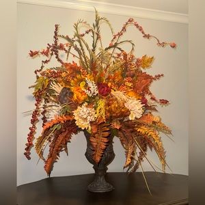 Holiday Statement Centerpiece